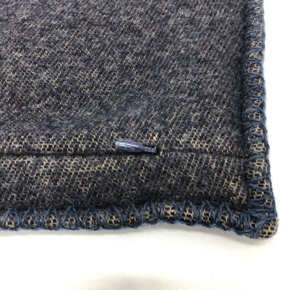 LOUIS VUITTON logo Cushion Cover cushion Wool / Cashmere Navy - Picture 10 of 16